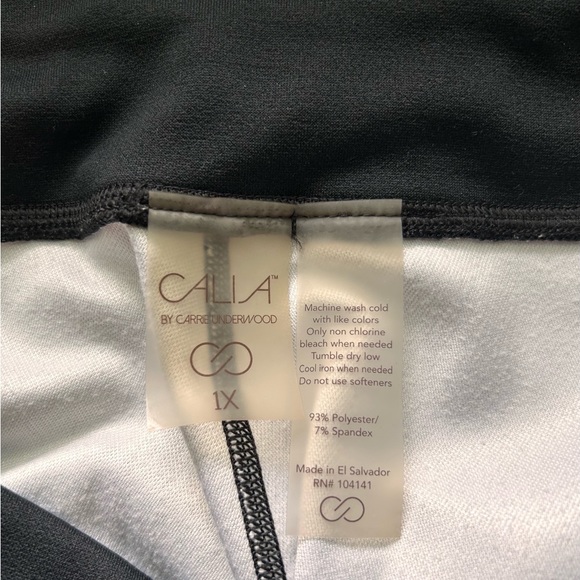 CALIA by Carrie Underwood leggings, size 1X, used but in good condition - Picture 2 of 3